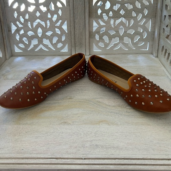 Chelsea Crew Women’s Stallion Brown Tan Studded Flats Loafers 39 - Picture 3 of 9